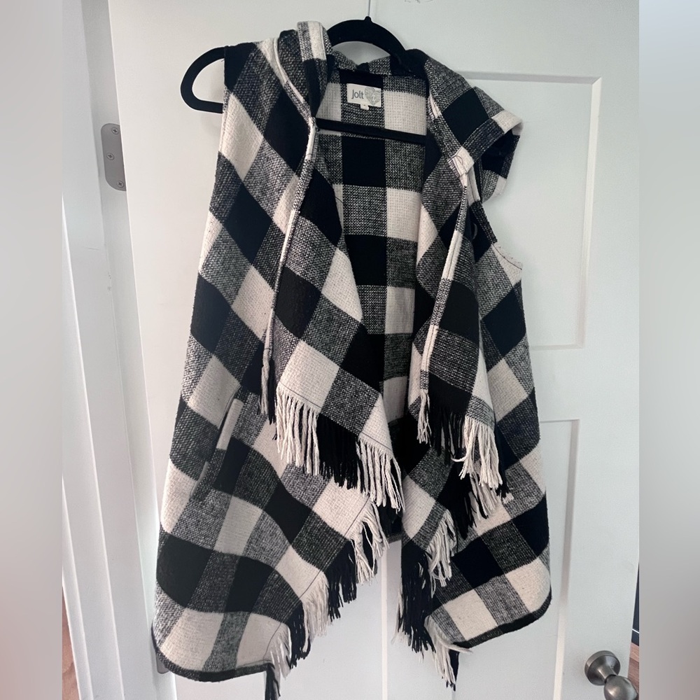 Jolt Black and White Checkered Fringe Accent
